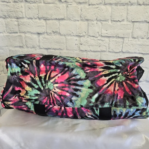 PINK Victoria’s Secret Logo Tie Dye Everyday Duffel Tote Bag Colorful Swirls New - Picture 11 of 16